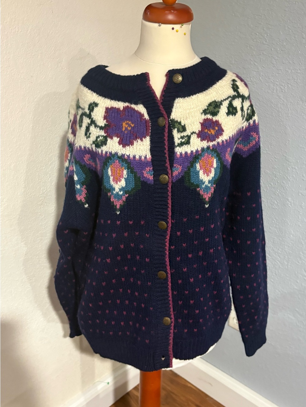Vintage 90s Woolrich 100% Pure Wool Cardigan Sweater cottagecore Navy Blue large